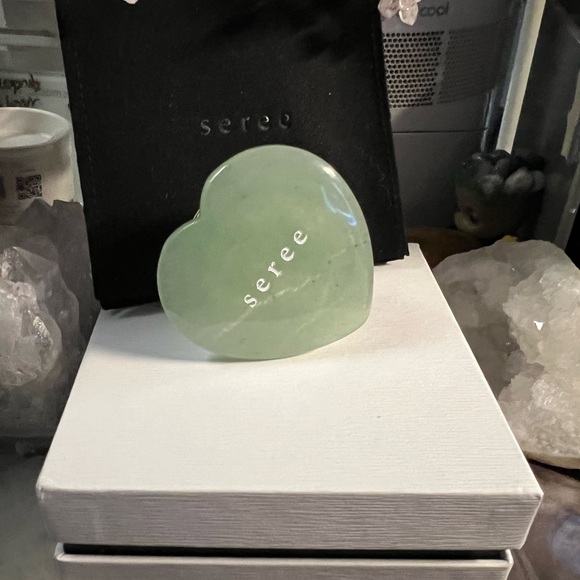 Seree Other - New Seree Green Aventurine Heart-Shaped Phone Pop Grip